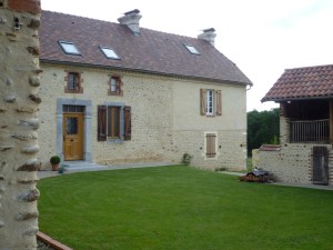 eco;construction;eco-construction;mason;professional;earth;straw;stone;hemp;fiber;natural;wood;cellulose;reed;cork;finish;insulation;ecologigue;prestige;crafts;masonry;traditional;environmental;wall;foundation;frontage; coating;ciment;block;rubble;brick;adobe;mud;rammed-earth;rammed;hygrometry;breathable;waterproof;sustainable;healthy;lounge;kitchen;hall;bath;south;west;country;Basque;Venetian;plaster;clay;Italian;Moroccan;lime;plaster;hydrauilic;slacked;cob;renovation;restoration;new;design;creation;panels;flexible;coated;powder;marble;trowel;spatula;marrakech;whitewash;liming;pigments;France;spain;bowl;furniture;architect;product;local;layer;clings;training;cooked;raw;mortar;sand;paving;coating;building;Japanese;casein;soap;black;stone-house;mud-house;straw-house;old;ecological-house;low-consumption;house-passive;greenhouse;green;low;consumption;biological;farm;shower;sink;beautiful;friendly;soft;shiny;decor;energetique;assessment;improves;increase;castle;specialist;specialized;concrete;wax;heritage;historical;history;impermeability;beauty;regulator;basin;vault;column;fungicide;bactericidal;waterproof;console;trowel;wet;climate;temperature;clean;performance;comfort;solid;sound;hygroscopic;gland;matter-first;renewable;matter;reusable;Carbon;thermal;Smooth;rough;hot;cold;dry;limestone;mold;anti;contemporary;art;rules-of-the-art;Bau,oko;Bau;Maurer;okologisch;professionel;Erde;Lehm;Stroh;Stein;Hanffasern;Hanf;Naturholz;Zellulose;Reed;Kork;Finish;Isolierung;Dammung;okologisch;Handwerk;Mauerwerk;traditionell;Umwelt;umweltfreundlich;Wand;Fassade;Beschichtung;Putz;Edelputz;Ziegel;Stampflehm;leichtlehm;Luftfeuchtigkeit;atmungsaktiv;wasserdicht;nachhaltige;gesunde;Lebensraum;Wohnzimmer;Kuche;Bad;Hall;sud;west;baskenland;venezianisch;Stuck;Italienisch;marokkanisch;Handwerk;Kalk;sumpfkalk;Renovierung;Restaurierung;neu;Design;Schopfung;flexible;beschichtete;Puder;Marmor;Marmormehl;Spachtel;Tunche;Kalkung;Frankreich;spanien;Schussel;Möbel;Architekten;Produkt;lokal;Schicht;Mortel;Sand;Pflaster;Beschichtung;Gebaude;japanische;Kasein;Seife;schwarzeSeife;Steinhaus;Erde;Lehmhaus;strohhaus;Passivhaus;Verbrauch;biologisch;Bauernhof;Dusche;Waschbecken;schon;freundlich;weich;glanzend;Bewertung;verbessert;erhohen;Burg;Spezialist;spezialisierte;Erbe;Denkmal;historische;Geschichte;Schonheit;Becken;Gewolbe;Spalte;Nische;Fungizid;Material;Materialien;wasserdicht;Konsole;Kelle;Klima;biologisch;abbaubar;recyclebar;saubere;Leistung;Komfort;Ton;hygroskopisch;Verschraubung;Materie;erste;erneuerbar;wiederverwendbare;thermisch;Kalkstein;Form;zeitgenössisch;Kunst